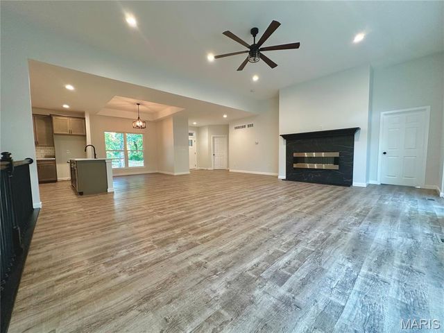144 Jabin Farm Road, Wright City, MO 63390