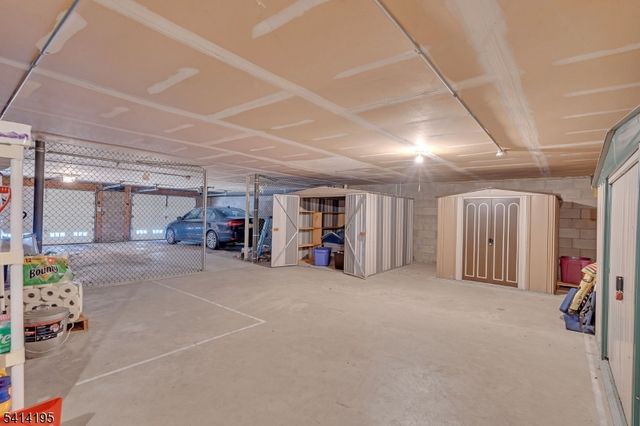 105 Newark Pompton Tpke 21, Pequannock Twp., NJ 07440