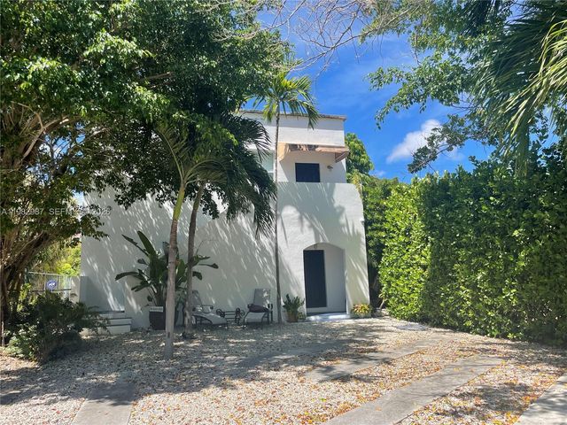 3421 SW 25th St 01, Miami, FL 33133