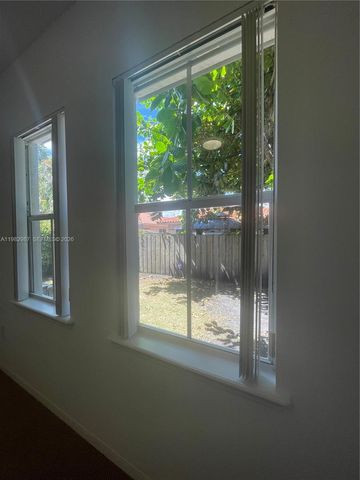 3421 SW 25th St 01, Miami, FL 33133