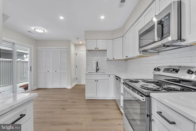 1228 CHANTICLEER, Cherry Hill, NJ 08003