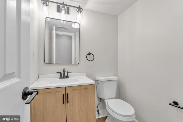 1228 CHANTICLEER, Cherry Hill, NJ 08003