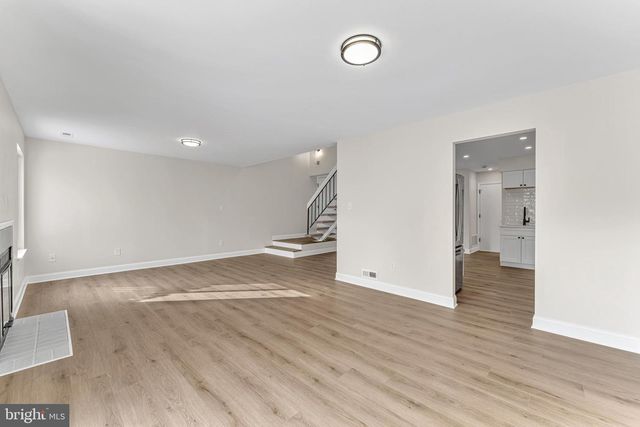 1228 CHANTICLEER, Cherry Hill, NJ 08003