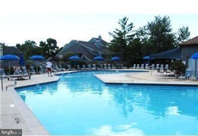 1228 CHANTICLEER, Cherry Hill, NJ 08003