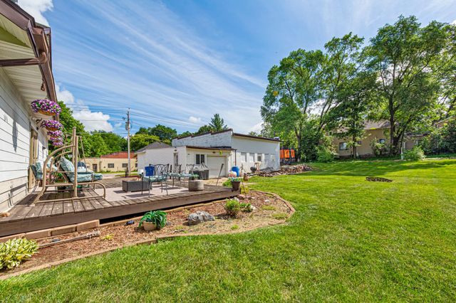 240 Rice Street N, Kasota, MN 56050