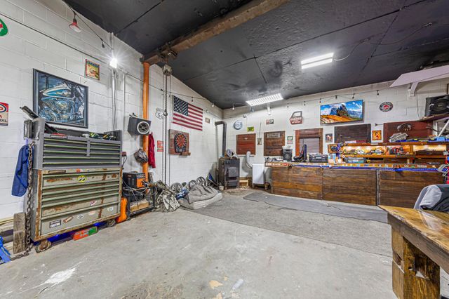 240 Rice Street N, Kasota, MN 56050