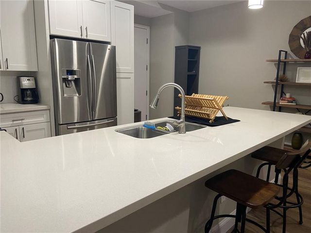 507 Sabine ST 1006, Austin, TX 78701