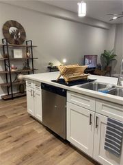 507 Sabine ST 1006, Austin, TX 78701