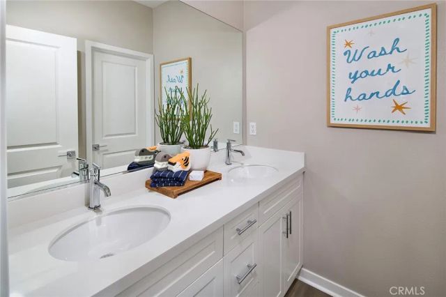 5916 Rockport Road, Eastvale, CA 92880