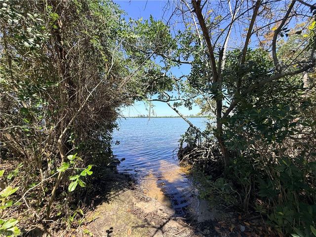 316 Royal Palm Park RD, Fort Myers, FL 33905