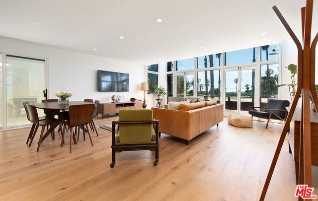 6623 Esplanade, Playa Del Rey, CA 90293