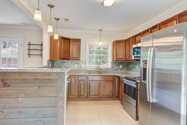 3627 Marginal Road, Mount Pleasant, SC 29466