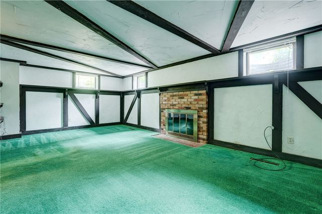 34 Sturbridge Lane, Pittsford, NY 14534