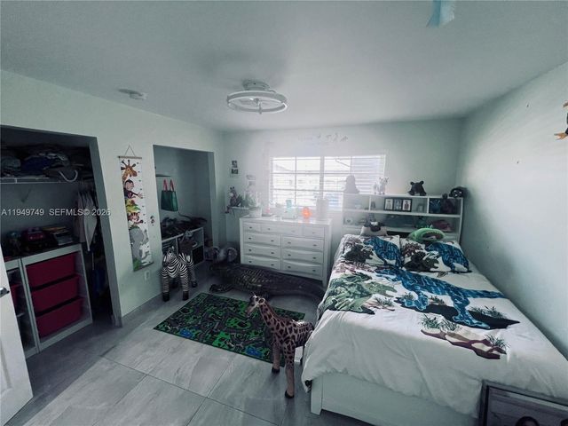 8851 NW 119th St 5221, Hialeah Gardens, FL 33018