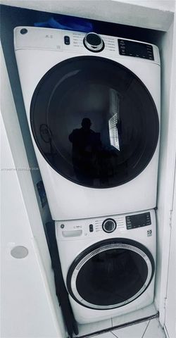 8851 NW 119th St 5221, Hialeah Gardens, FL 33018