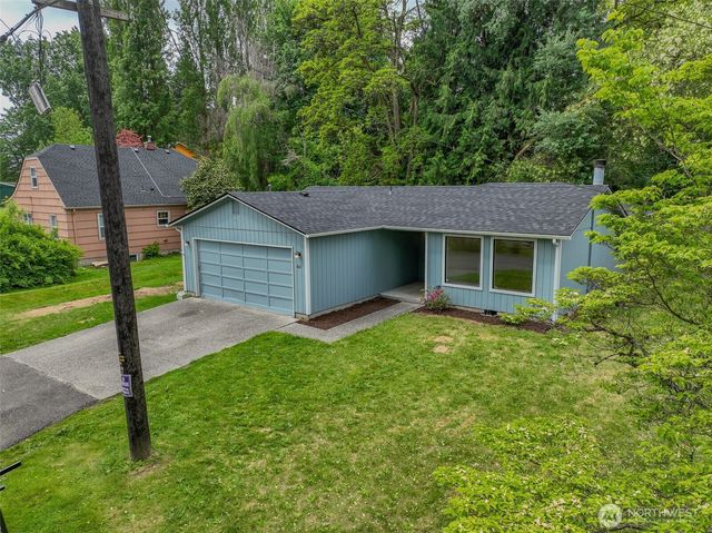 611 Phoenix Street NE, Olympia, WA 98506
