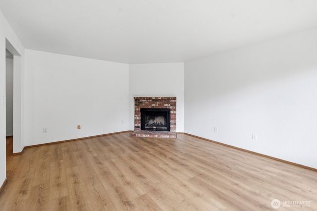 611 Phoenix Street NE, Olympia, WA 98506
