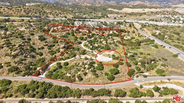 22001 Santa Susana Pass Road, Chatsworth (los Angeles), CA 91311