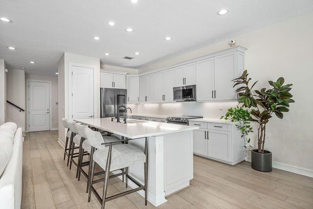 100 NW 69th Circle 44, Boca Raton, FL 33487