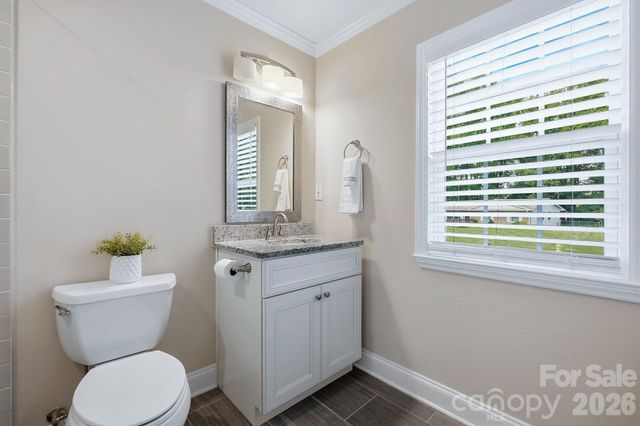 4400 Strangford Avenue, Charlotte, NC 28215