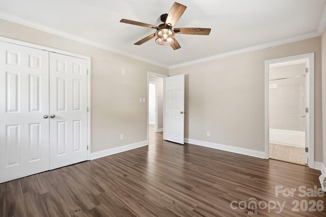 4400 Strangford Avenue, Charlotte, NC 28215