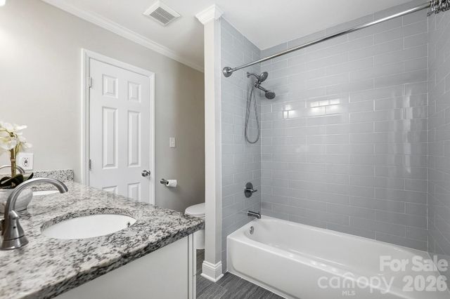 4400 Strangford Avenue, Charlotte, NC 28215