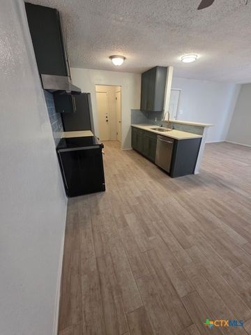 2010 S 15th Street A, Temple, TX 76504