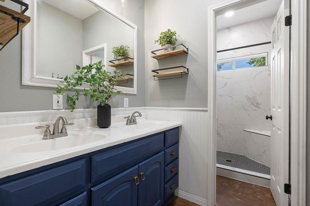 215 Double File TRCE, Liberty Hill, TX 78642