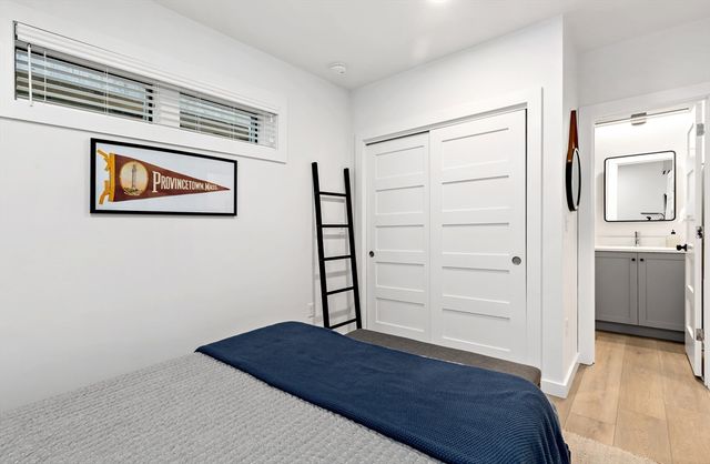 286 Bradford St A5, Provincetown, MA 02657