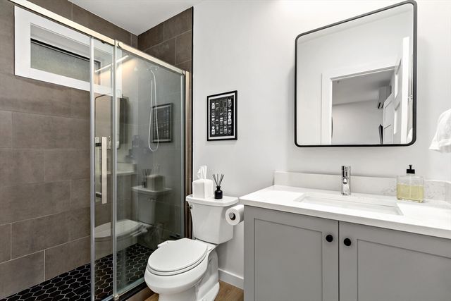 286 Bradford St A5, Provincetown, MA 02657