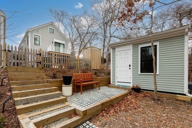 286 Bradford St A5, Provincetown, MA 02657