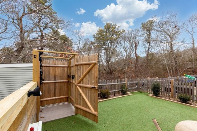 286 Bradford St A5, Provincetown, MA 02657