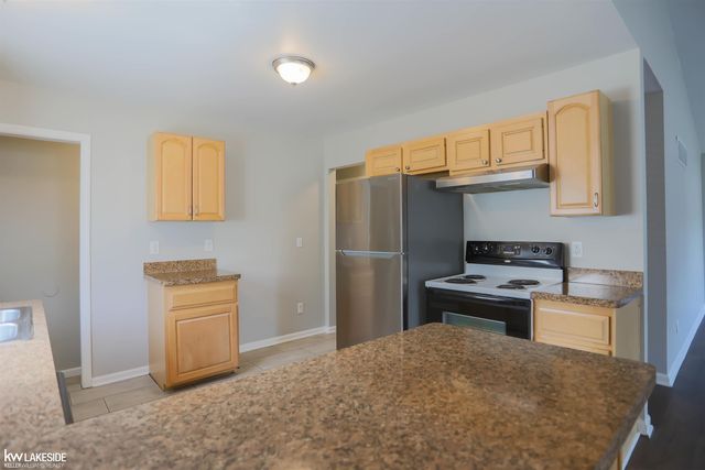 20432 Nicke Street, Clinton Twp, MI 48035