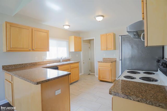 20432 Nicke Street, Clinton Twp, MI 48035