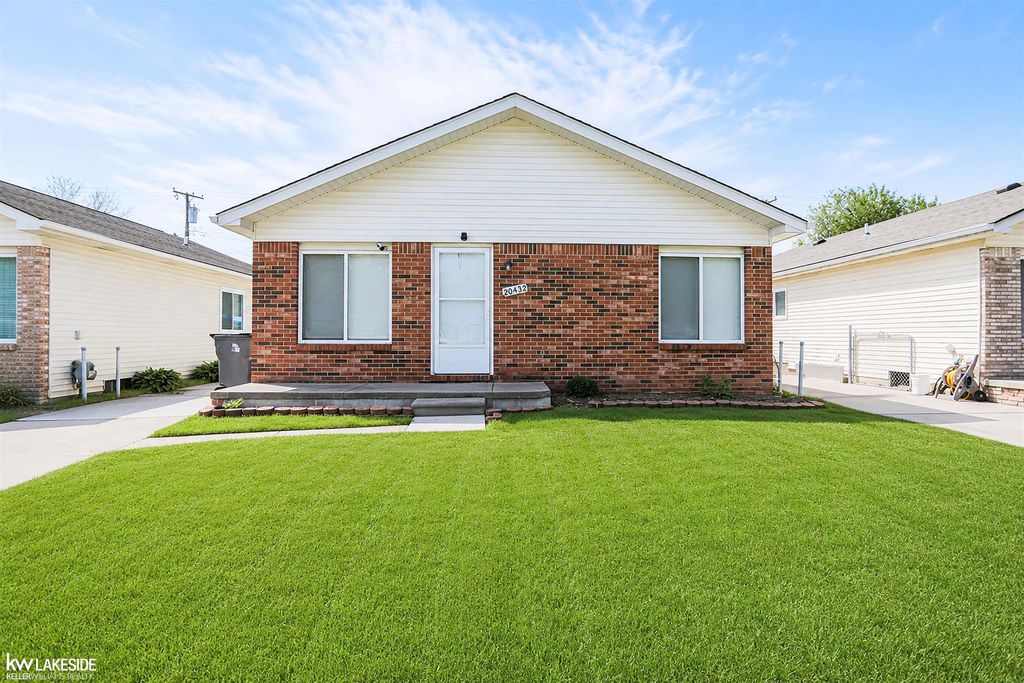 20432 Nicke Street, Clinton Twp, MI 48035