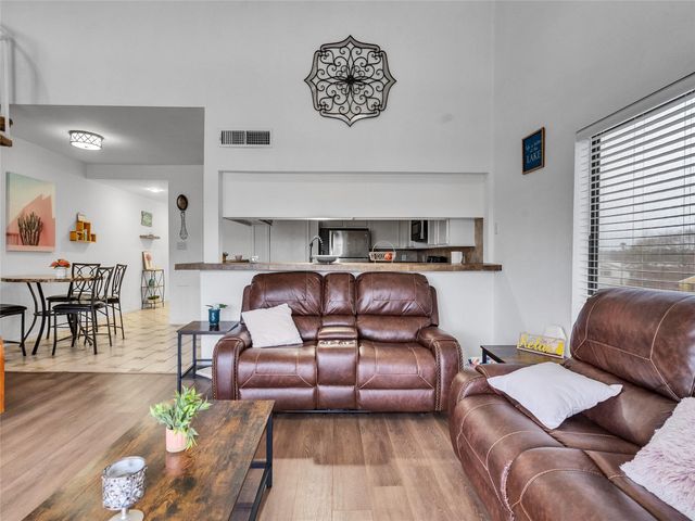 174 April Point Drive S, Conroe, TX 77356