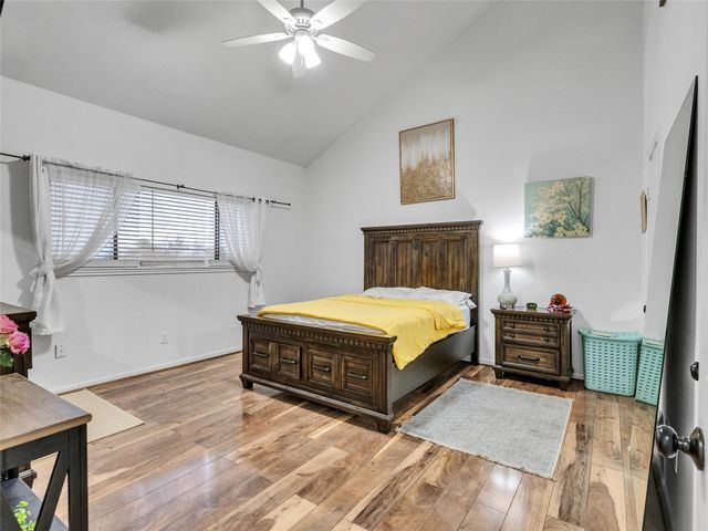 174 April Point Drive S, Conroe, TX 77356