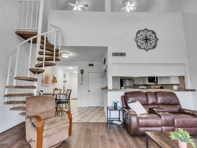 174 April Point Drive S, Conroe, TX 77356