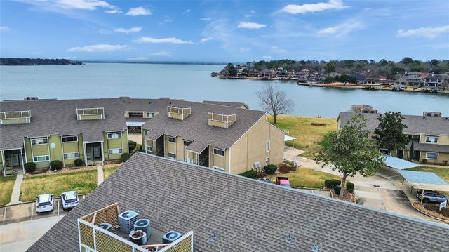 174 April Point Drive S, Conroe, TX 77356