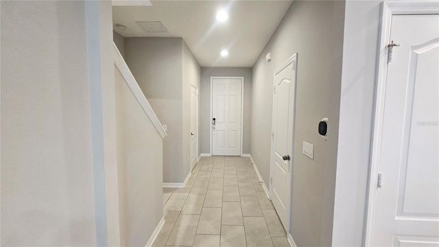 11992 SANDS COVE, Orlando, FL 32828