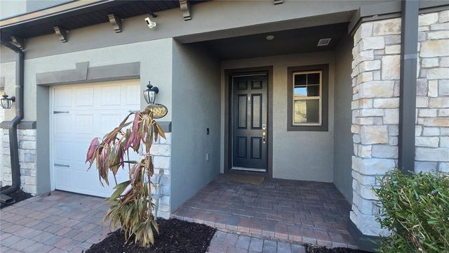 11992 SANDS COVE, Orlando, FL 32828