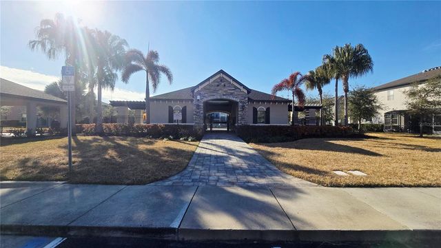 11992 SANDS COVE, Orlando, FL 32828