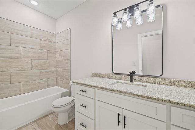 1901 Owen Drive, Pleasant Hill, MO 64080