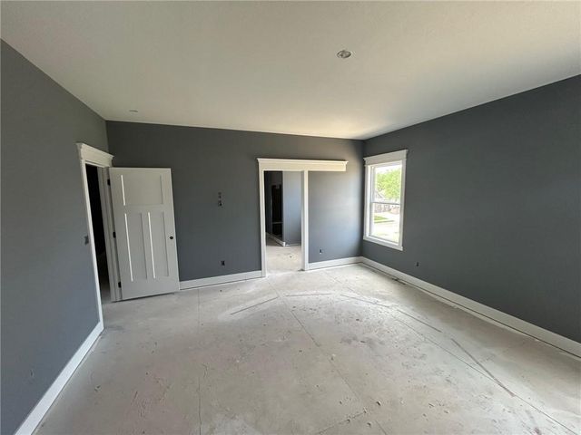 1901 Owen Drive, Pleasant Hill, MO 64080