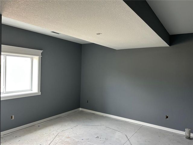 1901 Owen Drive, Pleasant Hill, MO 64080