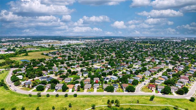 1347 Lakeside LOOP, Round Rock, TX 78665