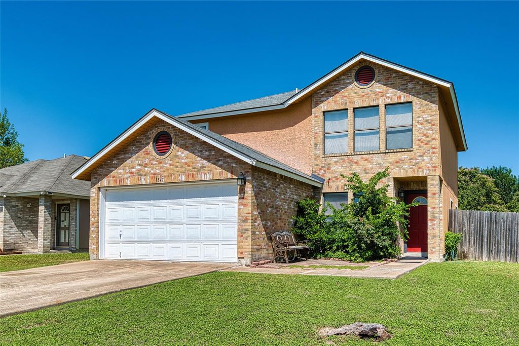 1347 Lakeside LOOP, Round Rock, TX 78665