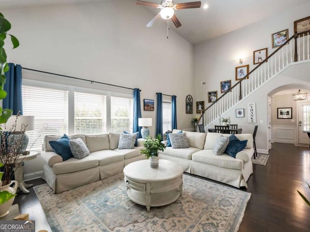 7174 Boathouse Way, Flowery Branch, GA 30542