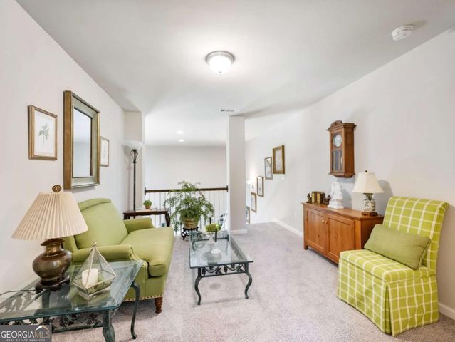 7174 Boathouse Way, Flowery Branch, GA 30542