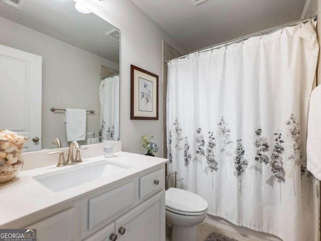 7174 Boathouse Way, Flowery Branch, GA 30542